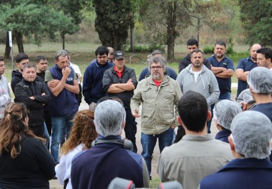 Aceiteros repudian el DNU 340/25 y denuncian intento de prohibir paros