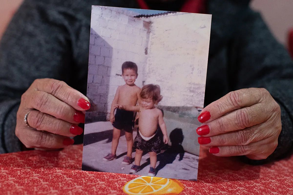 Ceferino y César, de uno y tres años, fueron abandonados durante el secuestro de sus padres. Foto: Gabriela Carvalho
